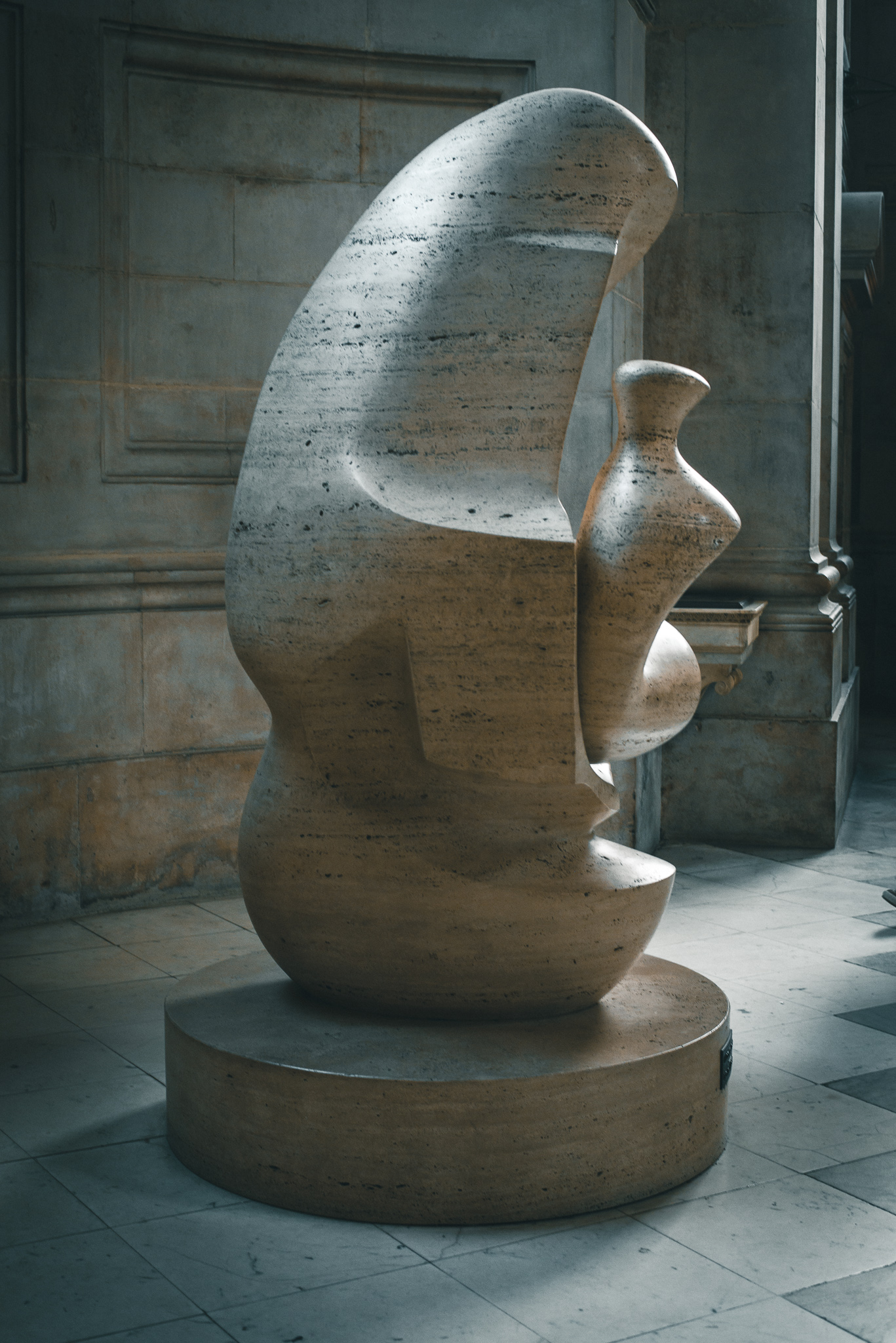 Henry Moore Mother and child