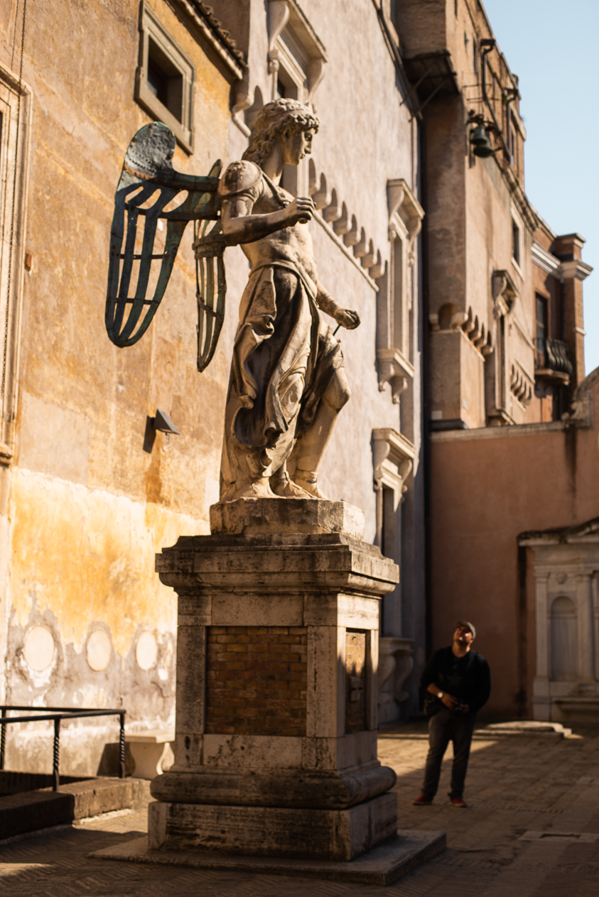 angel by Raffaello da Montelupo