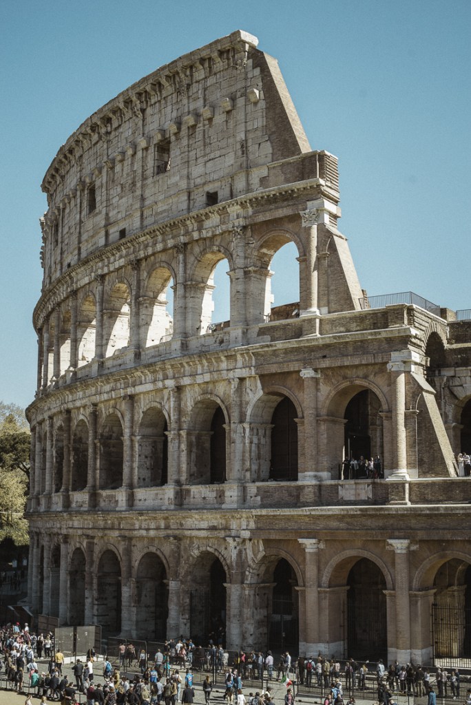 Colosseum tips-experience-most photogenic places in Rome 